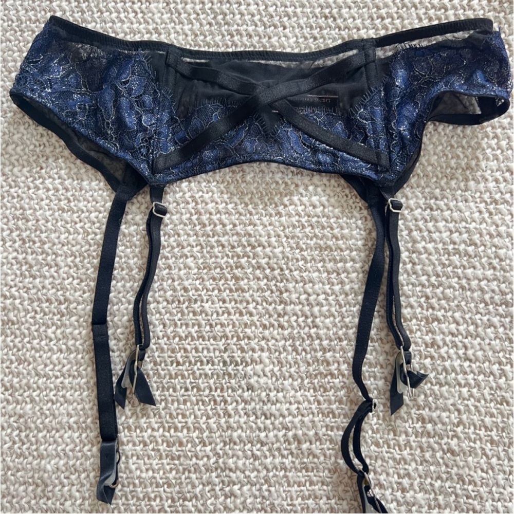 Garter belt